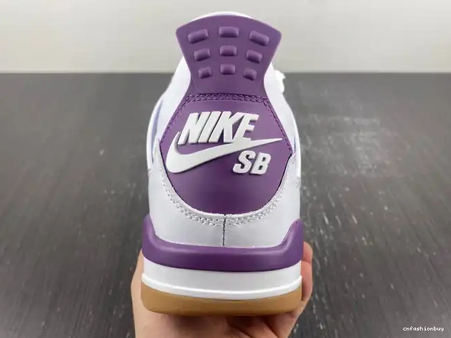 SB DR5415-150 Jordan Retro 4 0628